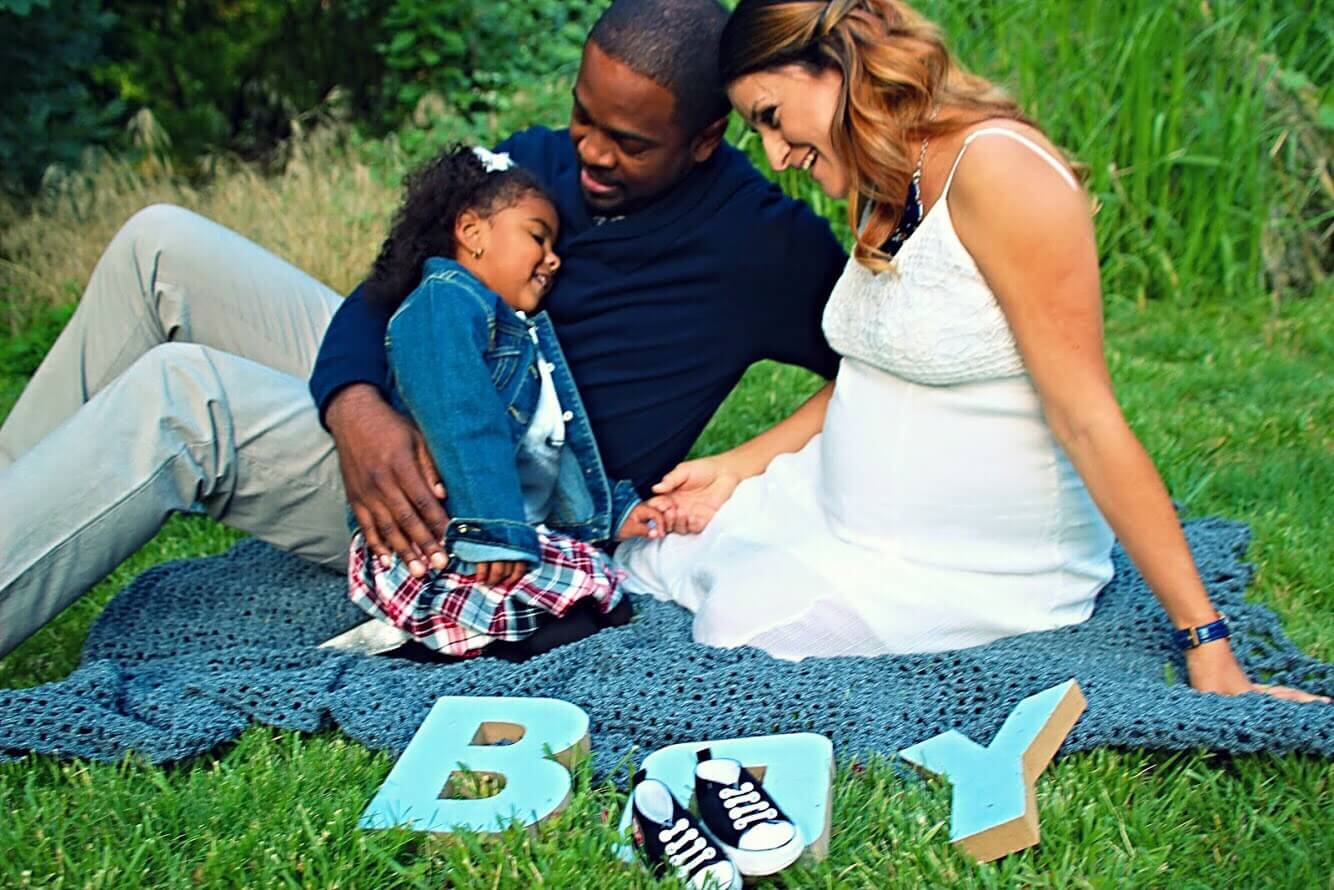 blog/new_child_update/family-expecting-2.jpg